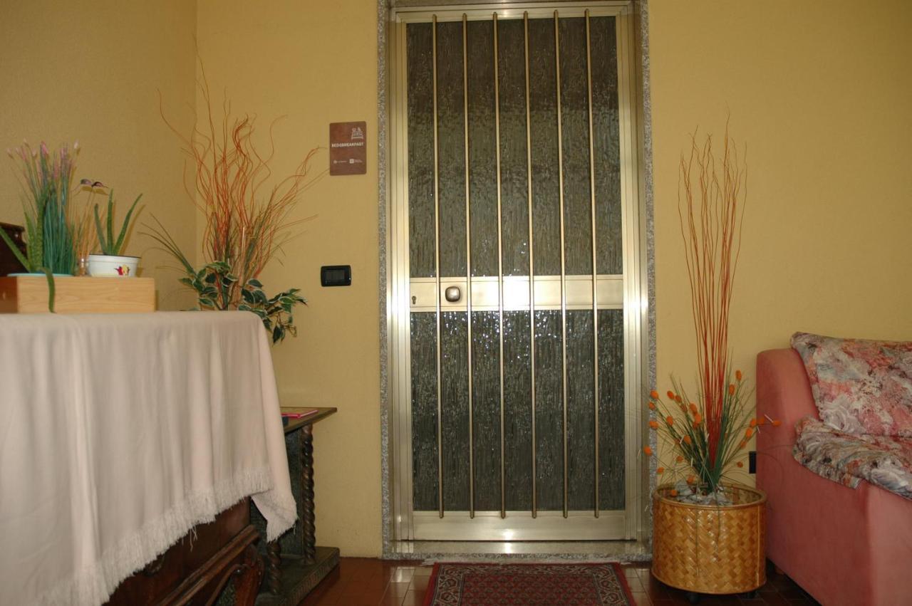 Vaprio dʼAdda B&B Villa Carolina מראה חיצוני תמונה